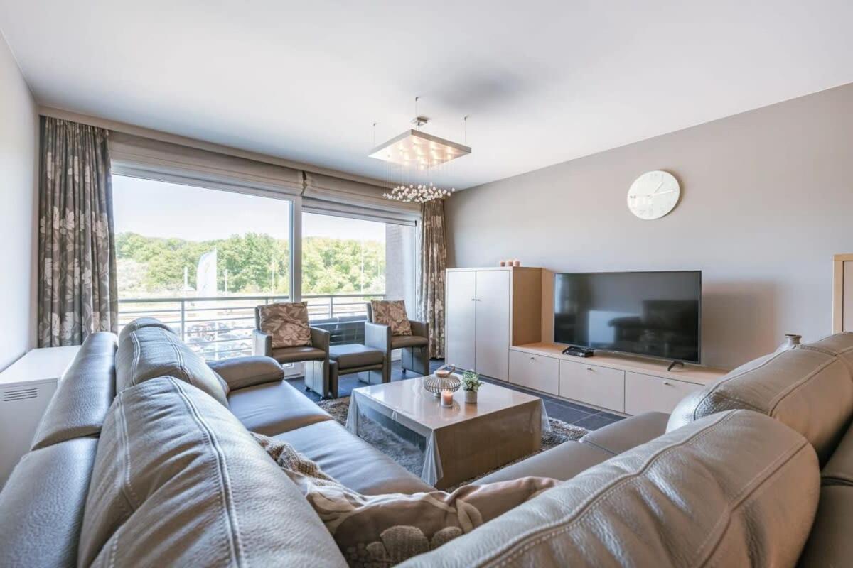 Huswell - Bright Apartment With Parking Near The Beach Bredene Exterior photo